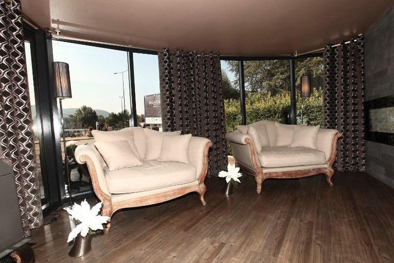 Le Mokca Hotel Meylan Exterior foto